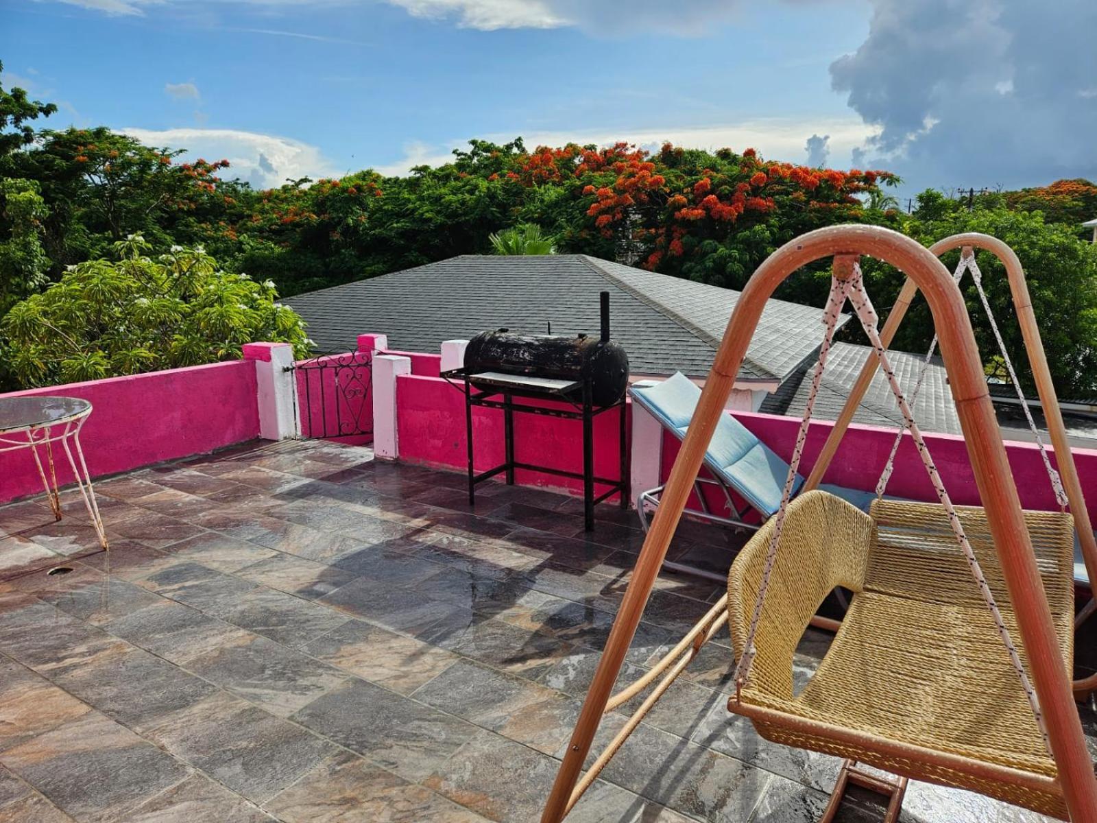 Da Pink And White Palace Nassau Exterior photo