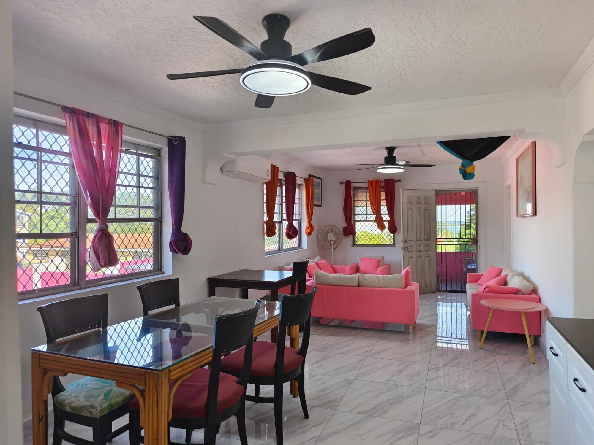 Da Pink And White Palace Nassau Exterior photo