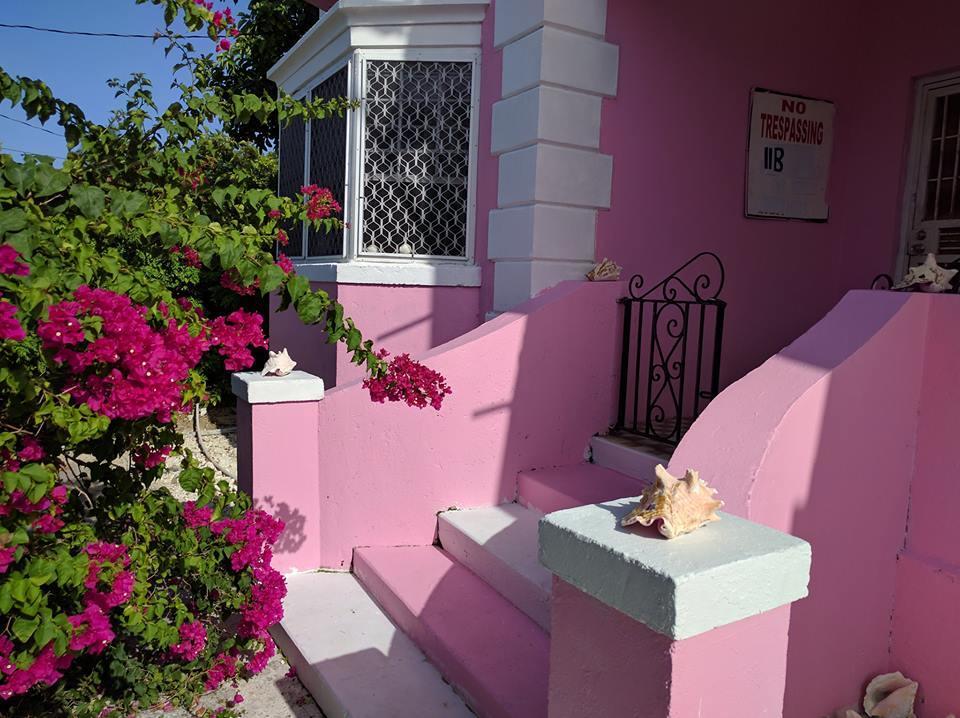 Da Pink And White Palace Nassau Exterior photo